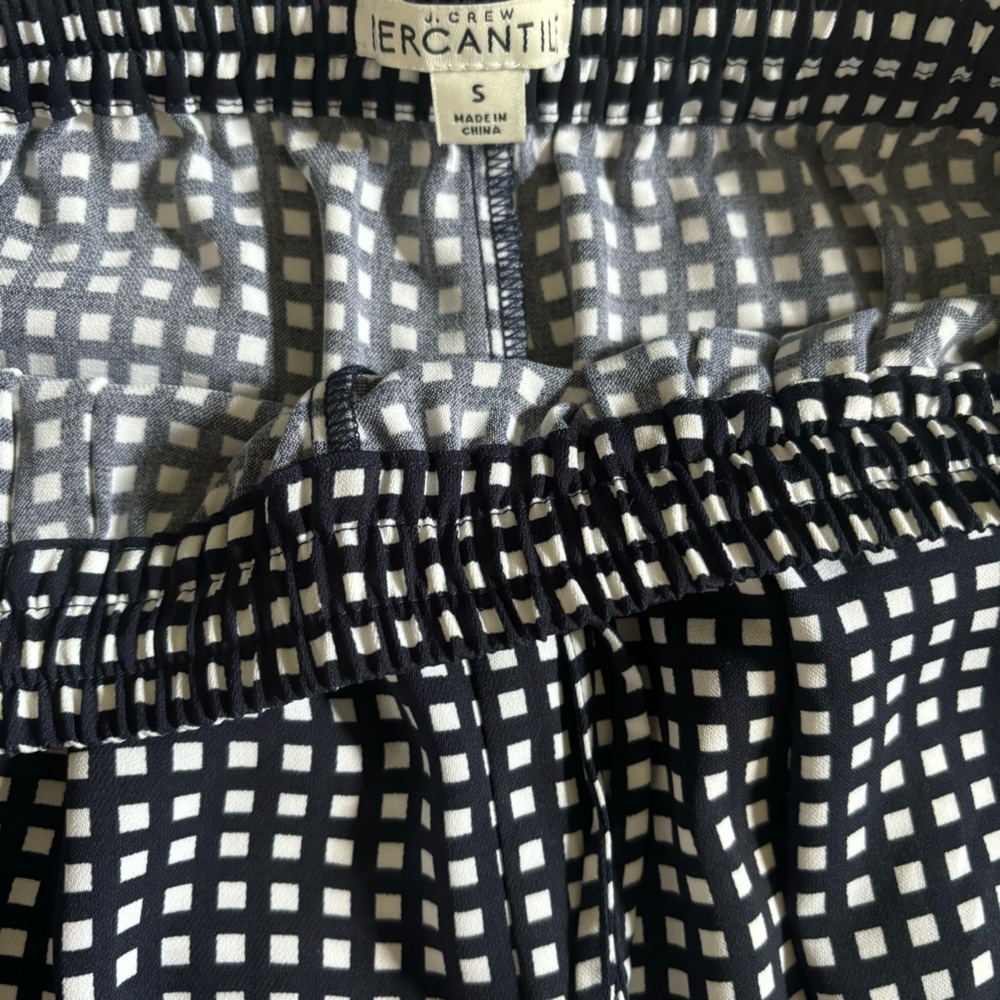 J Crew Navy White checkered Shorts Size Small - Picture 2 of 3